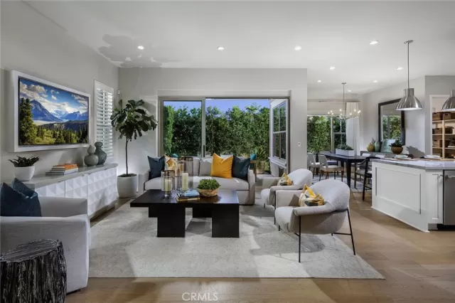 MLS: OC24223372 Condo For Sale