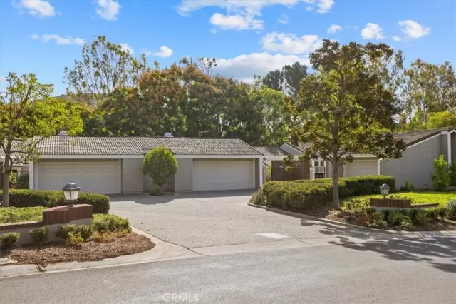 MLS: OC24223682 Condo For Sale