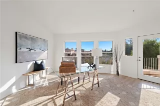 Photo #3: OC24223719 Listing