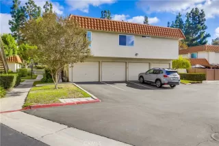 Photo #4: OC24223738 Listing 