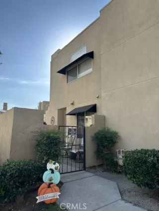 Photo #1: OC24223827 Listing