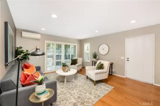 Photo #3: OC24223928 Listing 