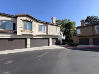 Photo #1: OC24224028 Listing 