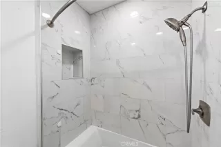 Photo #5: OC24224181 Listing 