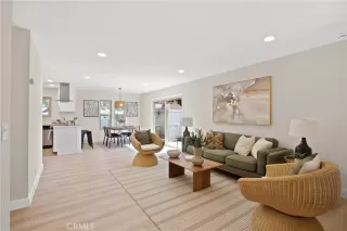 Photo #4: OC24224187 Listing 