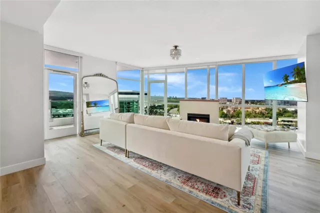 MLS: OC24224667 Condo For Sale