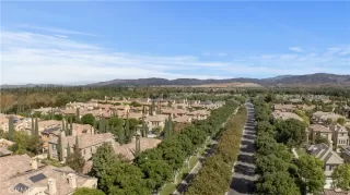 Photo #4: OC24224816 Listing 