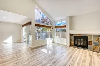 Photo #3: OC24224944 Listing 