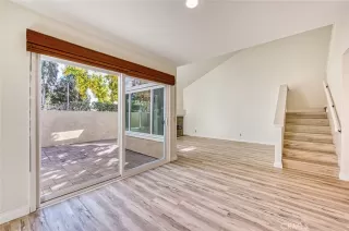 Photo #4: OC24224944 Listing 