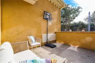 Photo #2: OC24224964 Listing 