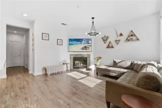 Photo #5: OC24224964 Listing 