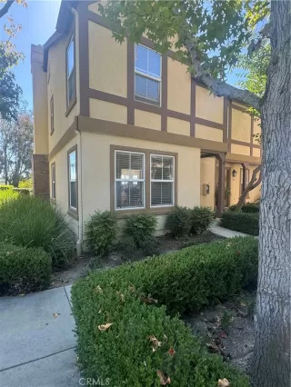 Photo #1: OC24225307 Listing 