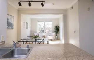 Photo #6: OC24225584 Listing 