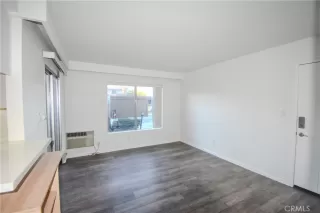 Photo #4: OC24225866 Listing 