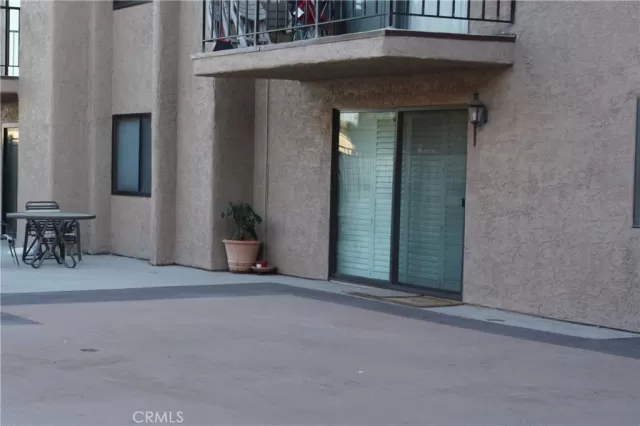 MLS: OC24226179 Condo For Sale