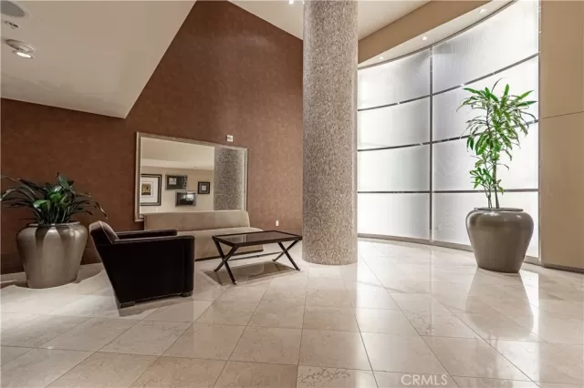 MLS: OC24226266 Condo For Sale