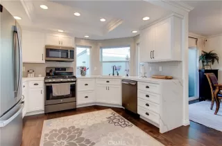 Photo #6: OC24226352 Listing 