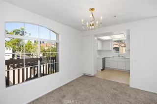 Photo #3: OC24226416 Listing 