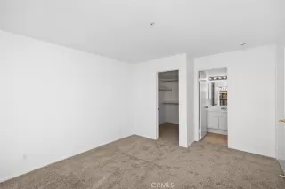 Photo #6: OC24226416 Listing 