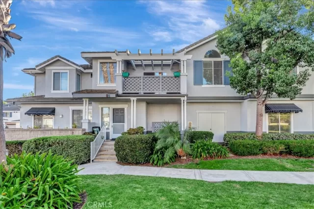 MLS: OC24226497 Condo For Sale