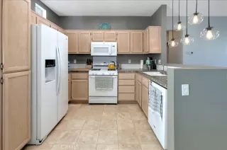 Photo #6: OC24226497 Listing 