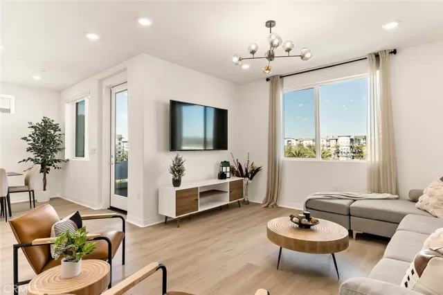 MLS: OC24226833 Condo For Sale