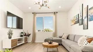 Photo #2: OC24226833 Listing