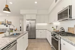 Photo #4: OC24226833 Listing