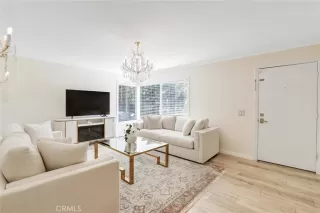 Photo #4: OC24226841 Listing