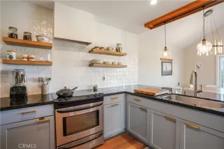 Photo #1: OC24227185 Listing 