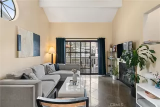 Photo #4: OC24227359 Listing 