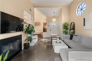 Photo #6: OC24227359 Listing 