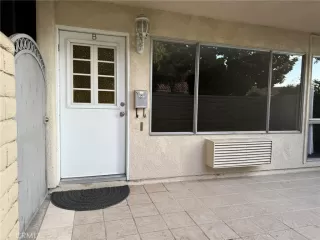 Photo #2: OC24227442 Listing