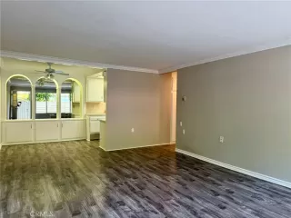 Photo #4: OC24227442 Listing