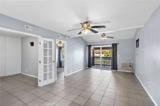 Photo #2: OC24227461 Listing