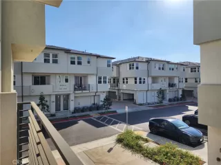 Photo #6: OC24227767 Listing 