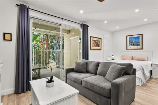 Photo #2: OC24228034 Listing 