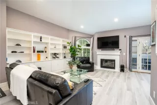 Photo #2: OC24228120 Listing