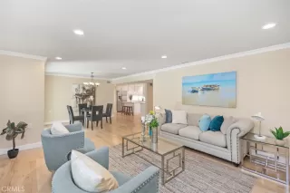 Photo #3: OC24228239 Listing