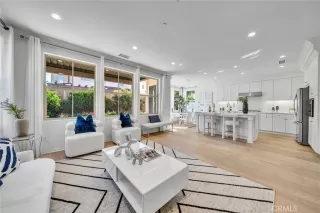 Photo #2: OC24228262 Listing