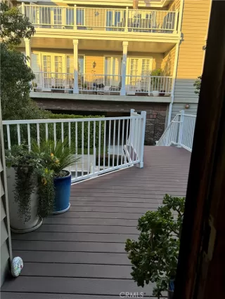 Photo #3: OC24228329 Listing 