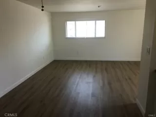 Photo #2: OC24229121 Listing 