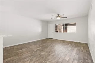 Photo #3: OC24229315 Listing 