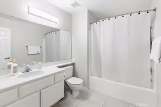 Photo #6: OC24230045 Listing