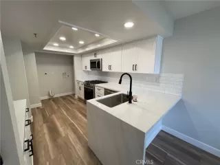 Photo #3: OC24230274 Listing 