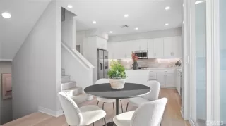 Photo #4: OC24230369 Listing 