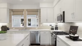 Photo #3: OC24230380 Listing 