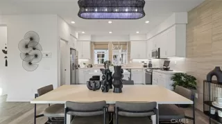 Photo #5: OC24230380 Listing 