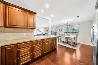 Photo #3: OC24230435 Listing 