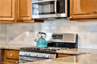 Photo #4: OC24230435 Listing 